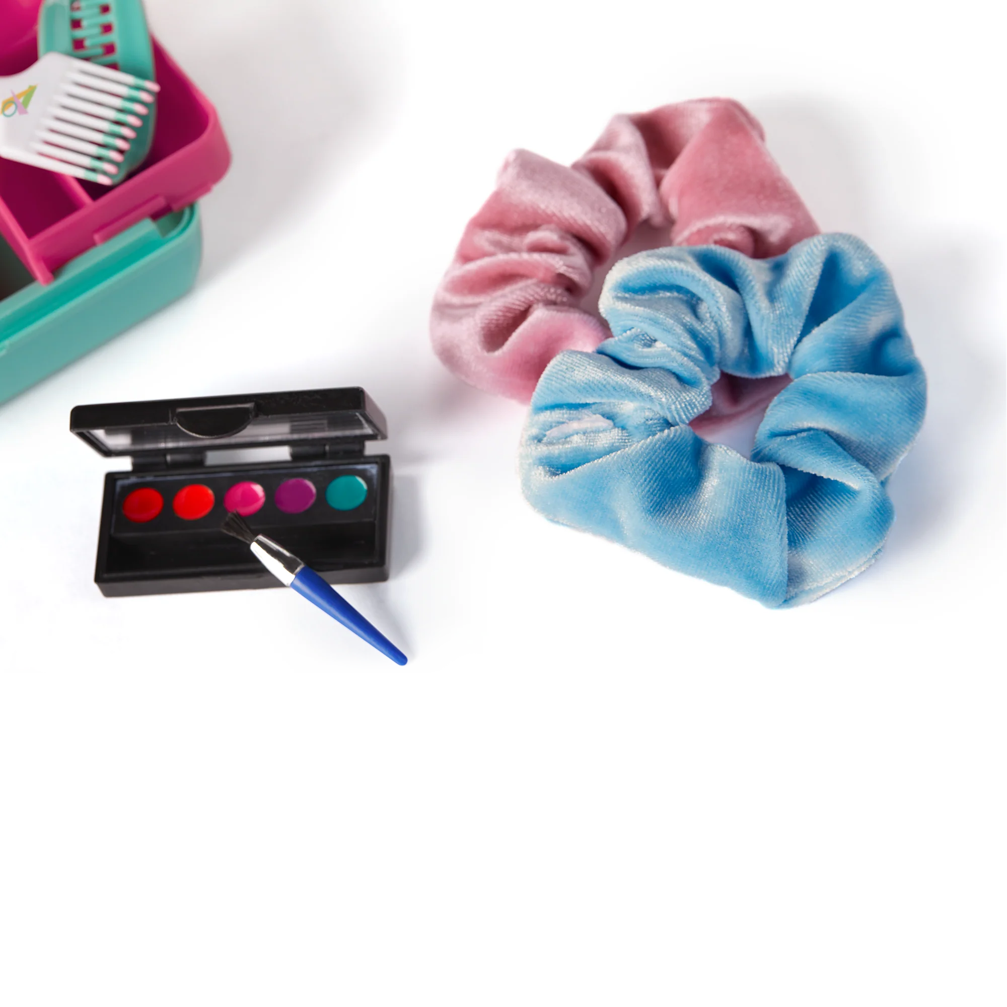 Courtney’s™ Party Dress, Caboodles® & Hair Accessories for 18-inch Dolls (Historical Characters) - Image 11